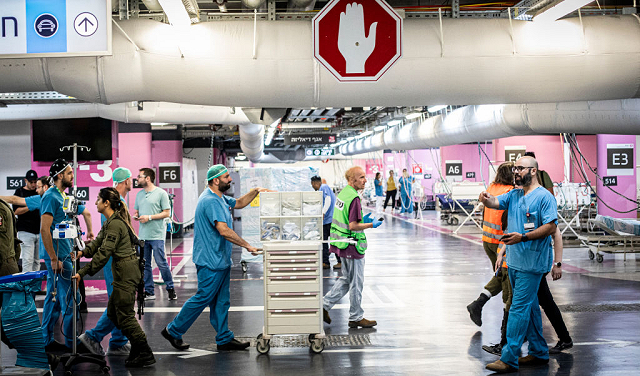 نقابة الأطباء تطالب نتنياهو وكاتس بإدانة التحريض على الطواقم الطبية