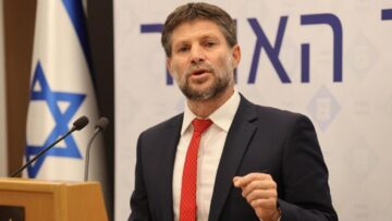 سموتريتش يدعو إلى إبقاء غزة مدمّرة لتهجير سكانها وسلبهم أمل إعادة إعمارها