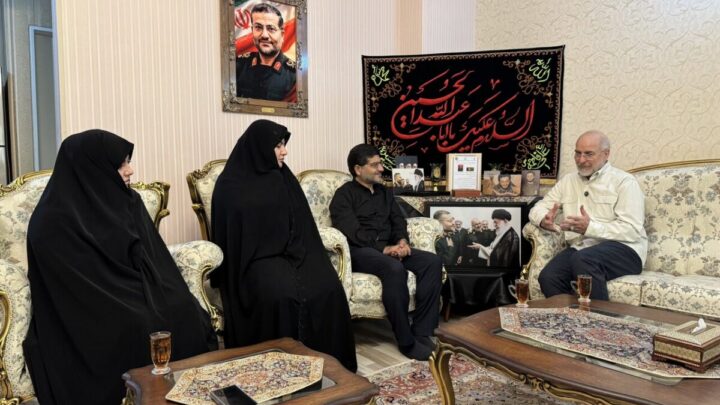 قاليباف: العدو نزل بكل قوته إلى الميدان لكن مقاومة الشعب والقوات المسلحة أفشلت مخططه