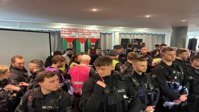 الشرطة الألمانية تقطع الكهرباء والبث المباشر عن 'مؤتمر فلسطين'