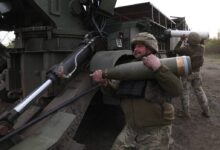 اخبار مترجمة :البنتاغون يكشف النقاب عن حزمة أسلحة جديدة لأوكرانيا وسط الهجوم الروسي