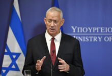اخبار مترجمة :عضو مجلس الوزراء الحربي الإسرائيلي يقول إنه سيترك الحكومة في 8 يونيو ما لم يتم تبني خطة حرب جديدة