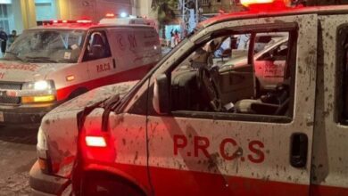 بالفيديو | طائرات كواد كابتر تلاحق مركبات الصحفيين والدفاع المدني وتطلق تجاههم النار في حي البرازيل برفح