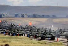 الصين وروسيا تستعرضان العلاقات المتنامية من خلال التدريبات العسكرية المشتركة