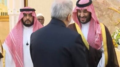 السفير الإيراني يلتقي ولي العهد السعودي بمشعر منى