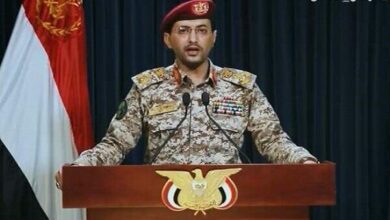 العميد سريع: القوات المسلحة اليمنية تُنفذ 3 عمليات عسكرية في البحر العربي والبحر الأحمر