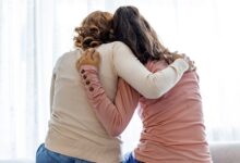 النساء أكثر عرضة للإصابة بالاكتئاب خلال فترة ما قبل انقطاع الطمث