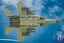 بوينغ تستعرض الطائرة الحديثة F-15Qa Advanced Eagle وهي تحمل 12 صاروخ جو-جو من طراز Aim-120