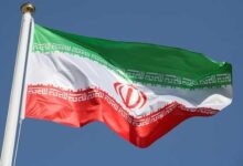 مرشح رئاسي معتدل ينتقد سياسة الحجاب في إيران