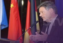 وزير الاقتصاد الألماني: لا غنى عن الصين في تحقيق أهداف المناخ