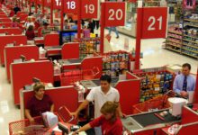 اخبار مترجمة :أعلنت شركة Target أنها ستتوقف قريبًا عن قبول الشيكات الشخصية من العملاء. وإليك السبب.