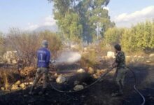 إخماد حريق امتد على مساحة 40 دونماً في أرض حراجية شمال اللاذقية – S A N A