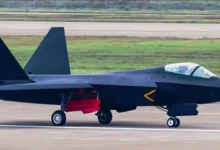 مصر تتطلع لشراء طائرة الشبح الصينية من طراز J-31 لمواجهة طائرات F-35 الإسرائيلية