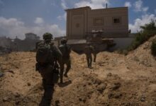 “يديعوت”: الجيش انتقل بالكامل إلى المرحلة الثالثة في شمال قطاع غزة