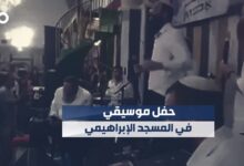 مستوطنون ينظمون حفلاً موسيقياً داخل حرم المسجد الإبراهيمي