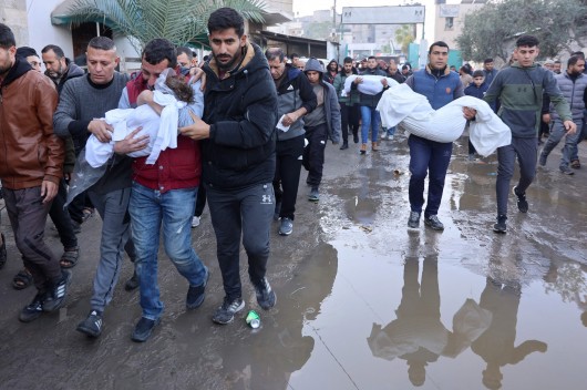 وفاة رضيعة بسبب البرد في غزة والاونروا تدين حرب الكيان “الوقحة”