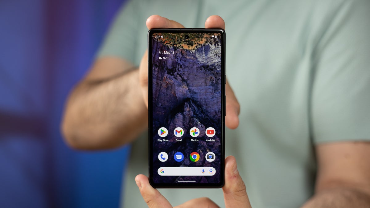 العرض الترويجي الأكثر مبيعًا في Walmart يجعل هاتف Pixel 7a أقل من 300 دولار، مما يوفر لك 199 دولارًا