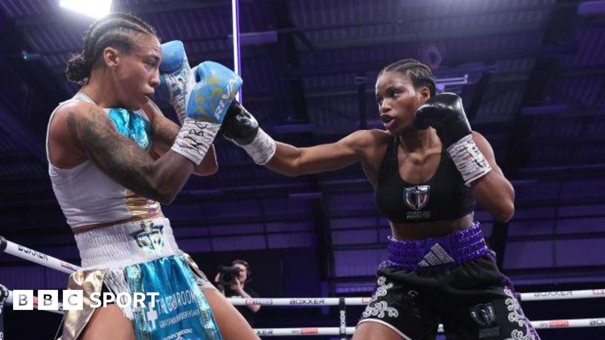 Caroline Dubois throws a jab at Jessica Camara