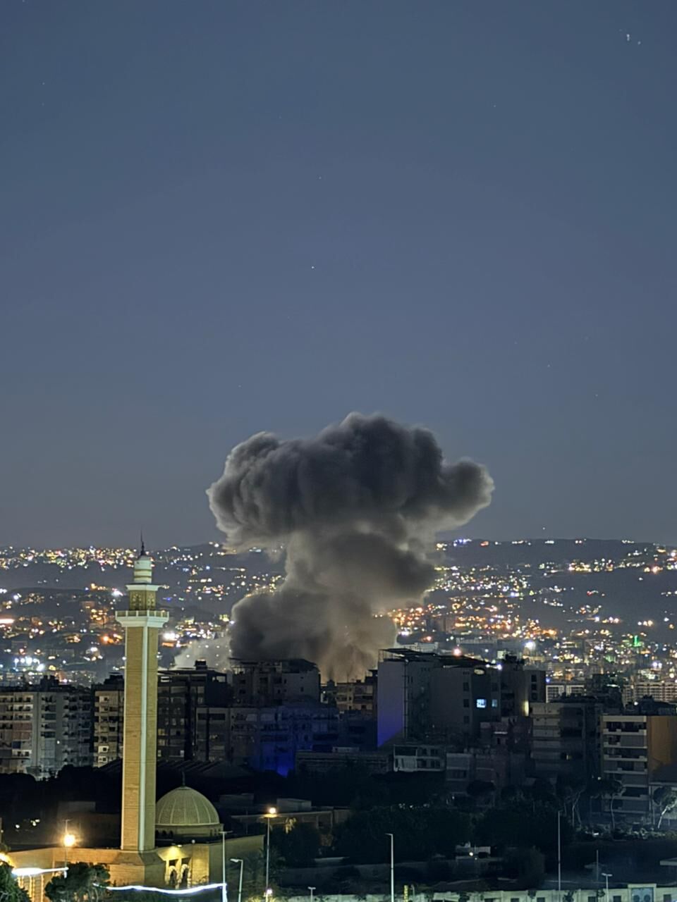 العدو يشنّ عدواناً على الضاحية الجنوبية لبيروت