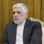 قرار الخارجية اللبنانية بسحب اعتمادها من السفير الايراني يلقى رفضا سياسيا ومدنيا واسعا في هذا البلد