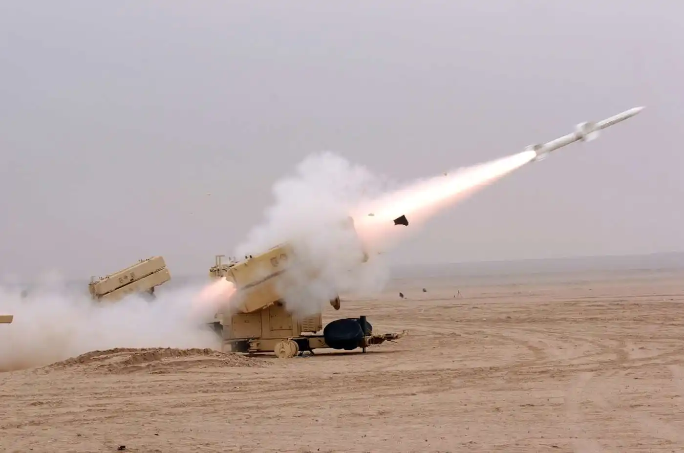 صورة توضيحية - منظومة “آمون سكاي جارد” المصرية تجذب أنظار الخليج بعد نجاحها الكامل ضد الصواريخ الإيرانية