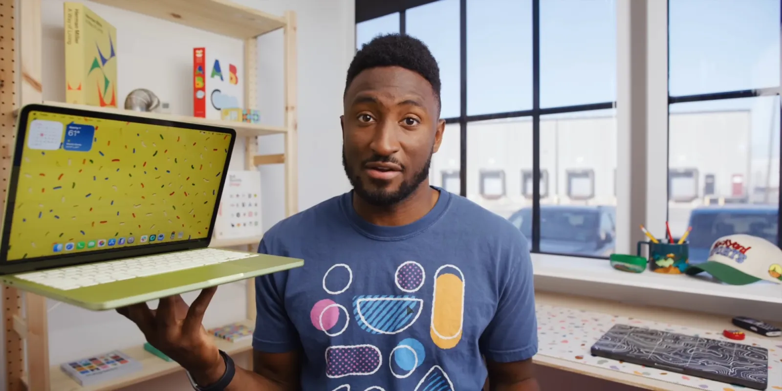 يقول MKBHD أن جهاز MacBook Neo هو المنتج الأكثر ابتكارًا من Apple منذ أكثر من 10 سنوات