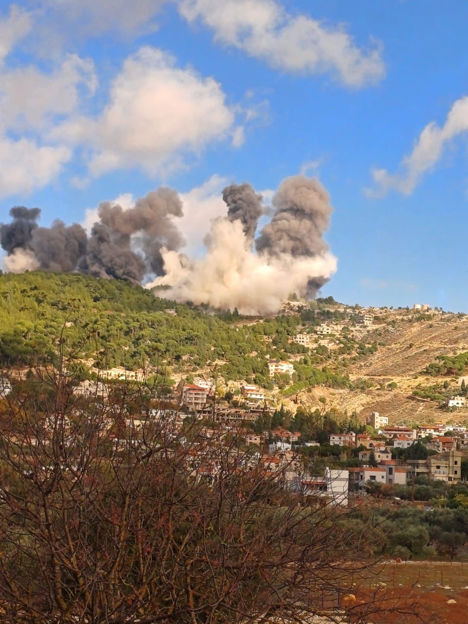 صورة توضيحية - قصف مدفعي وفسفوري على أطراف بلدة كفركلا