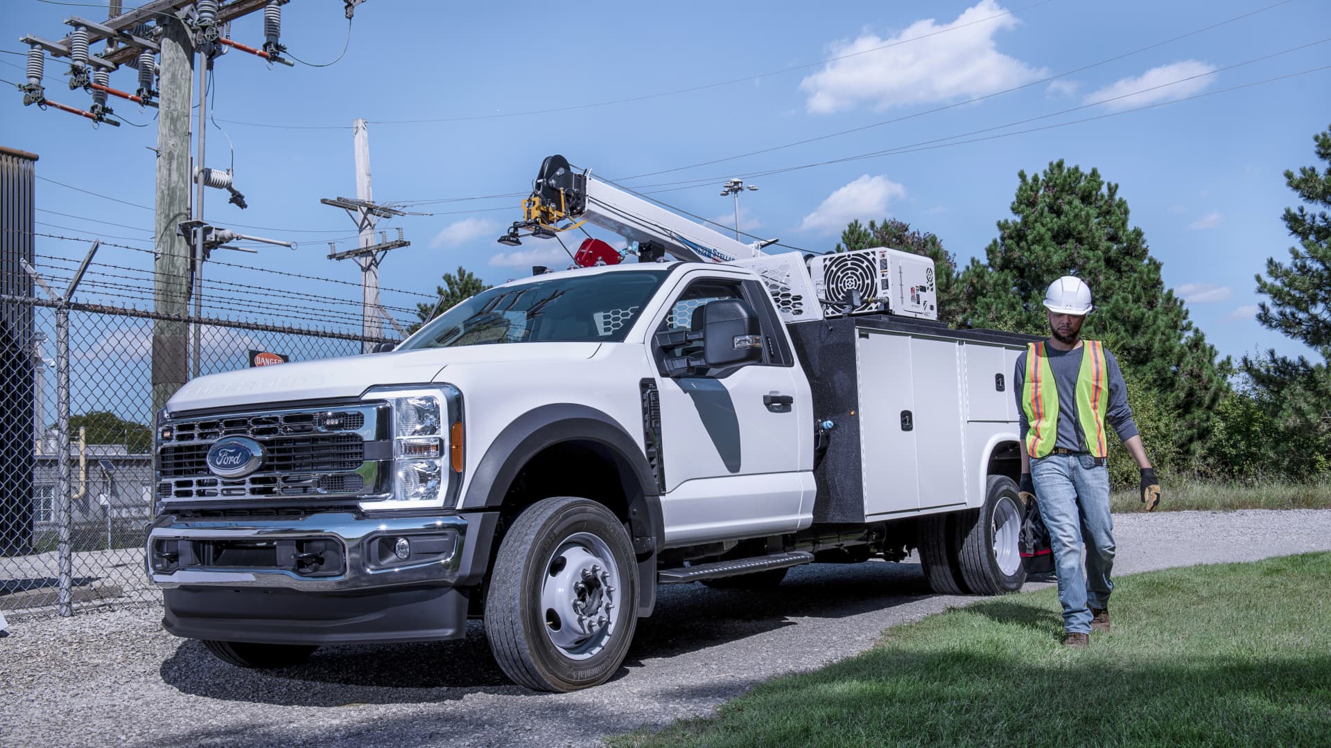 صورة توضيحية - تطلق فورد Pro AI للأعمال التجارية بمليارات الدولارات