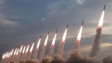 صورة توضيحية - إيران تطلق موجة صواريخ على إسرائيل وتستهدف ناقلة في هرمز