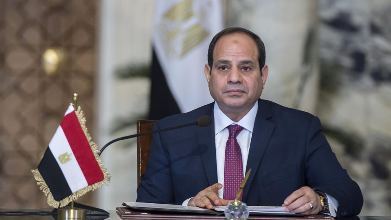 صورة توضيحية - مصر.. الحكومة تتجه لإجراءات اقتصادية صارمة لاحتواء صدمة الحرب الإقليمية