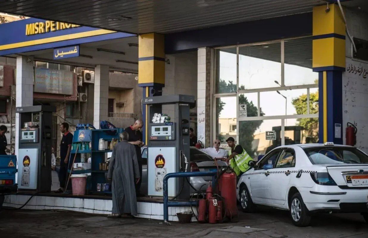 صورة توضيحية - الحكومة المصرية تبرر سبب تحريك أسعار الوقود إجراء “مؤقت” تفرضه تقلبات الأسواق العالمية