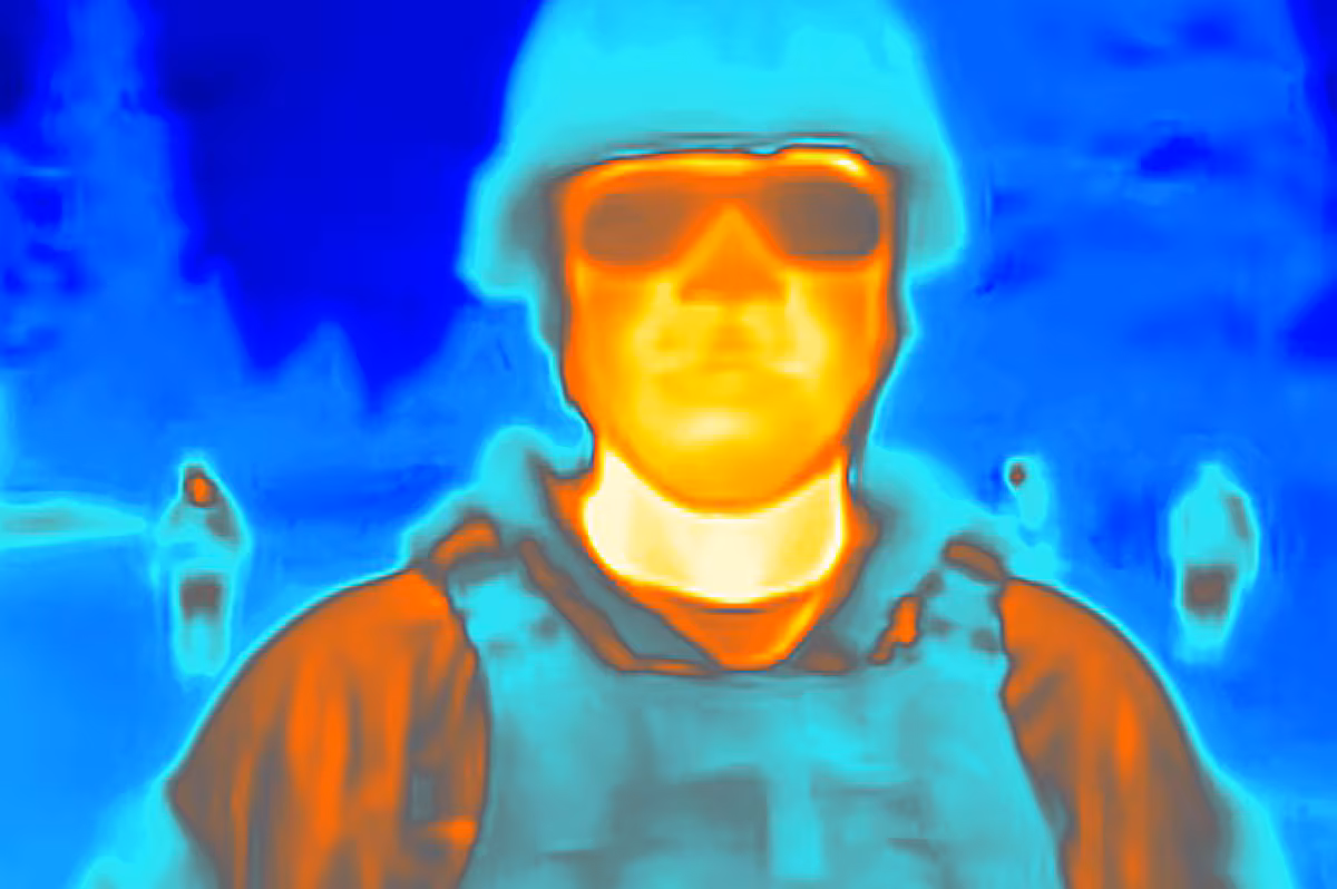 صورة توضيحية - يلاحق مشاة البحرية الأمريكية عباءات حرارية لإخفاء القوات من أجهزة استشعار الحرارة