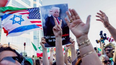 صورة توضيحية - أظهر استطلاع جديد للرأي أن غالبية الأمريكيين يعارضون العمل العسكري في إيران