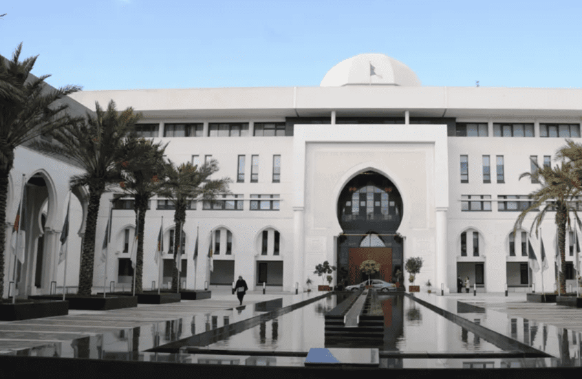 الجزائر تؤكد رفضها المساس بسيادة الدول العربية وتدعو لاحتواء التصعيد في الخليج