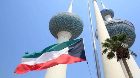 الكويت.. حبس 13 شخصا بتهم الاضرار بالدفاعات أثناء الهجمات الإيرانية