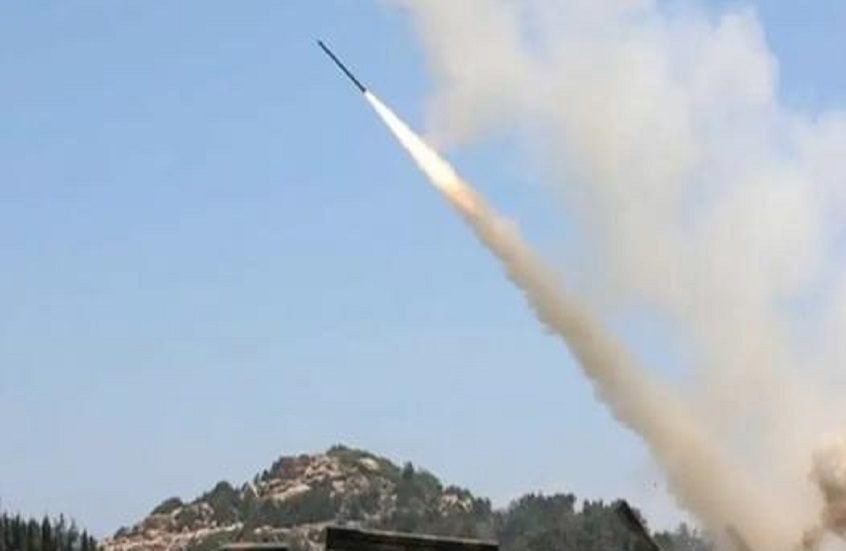 “حزب الله” استهدفنا مصنعا عسكريا غرب مدينة صفد بصلية صاروخية