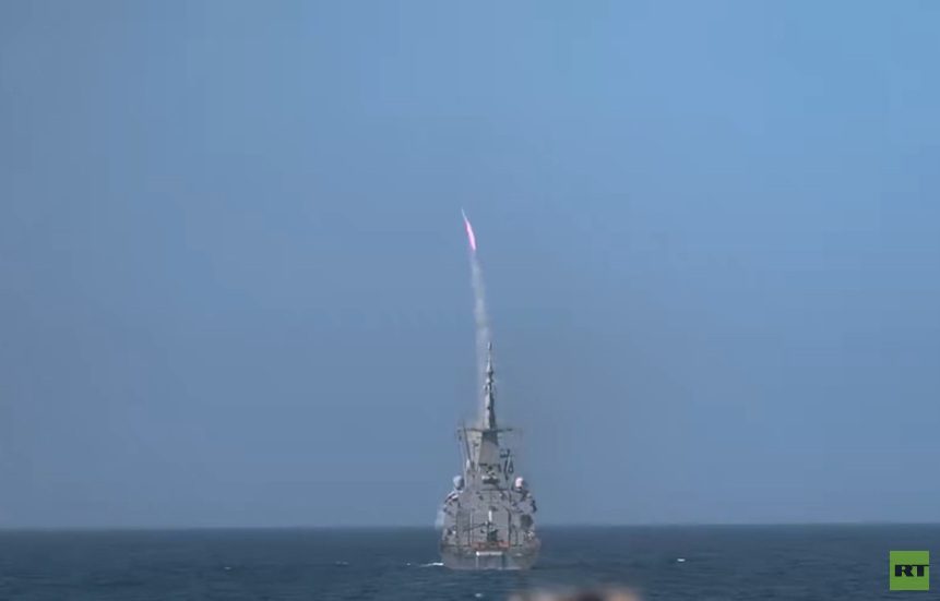 صورة توضيحية - السعودية.. تدمير مسيرة في المنطقة الشرقية و3 صواريخ باليستية أطلقت باتجاه قاعدة الأمير سلطان الجوية