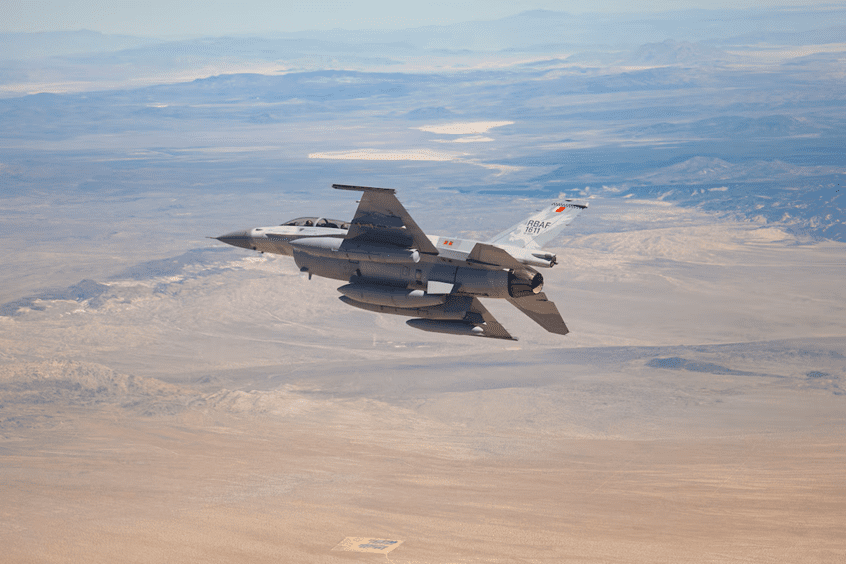 صورة توضيحية - الدفاع البحرينية اعترضنا ودمرنا أكثر من 100 صاروخ و170 مسيرة منذ بدء الهجمات الإيرانية