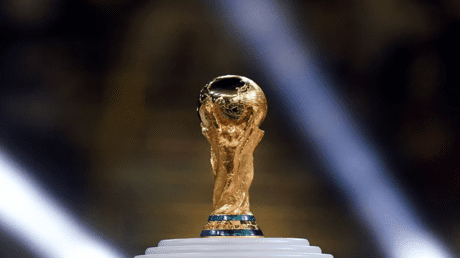 “الفيفا” يبرم شراكة تاريخية مع منصة “يوتيوب” لتغطية مباريات كأس العالم 2026