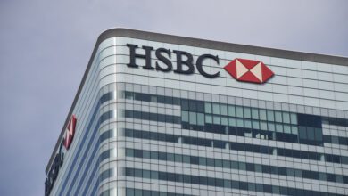 بنك بريطاني كبير يستبدل العاملين البشريين بالذكاء الاصطناعي – بلومبرج – RT World News
