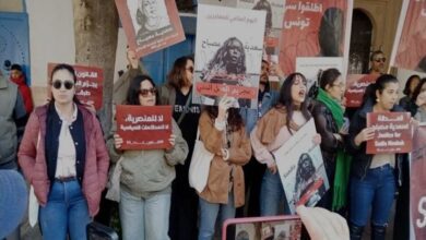 تونس.. السجن 8 سنوات لناشطة في حقوق المهاجرين ومدونون ينددون بـحملة القمع (صور)