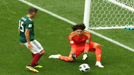 في سن الأربعين.. أوتشوا يعود لإنقاذ عرين المكسيك قبل كأس العالم