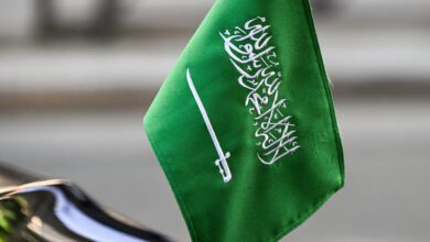 السعودية تطرد دبلوماسيين إيرانيين - RT World News