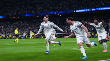 ريال مدريد بعشرة لاعبين يهزم أتلتيكو ويواصل مطاردة برشلونة على صدارة “الليغا”