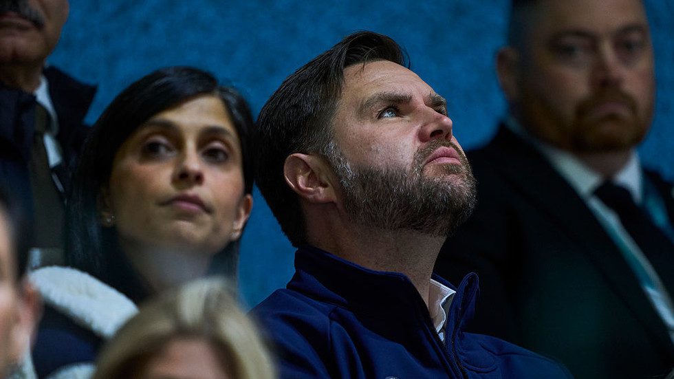 69c765d22030277f87658661 jpg