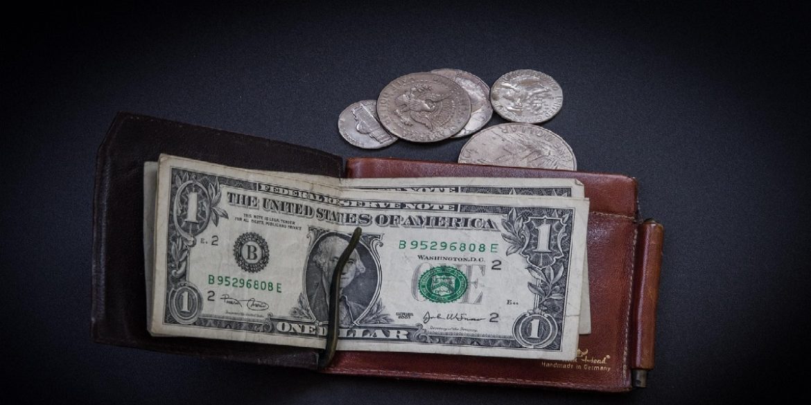 صورة توضيحية - مشروع قانون جديد قد يمدد إعانات البطالة لملايين الأمريكيين