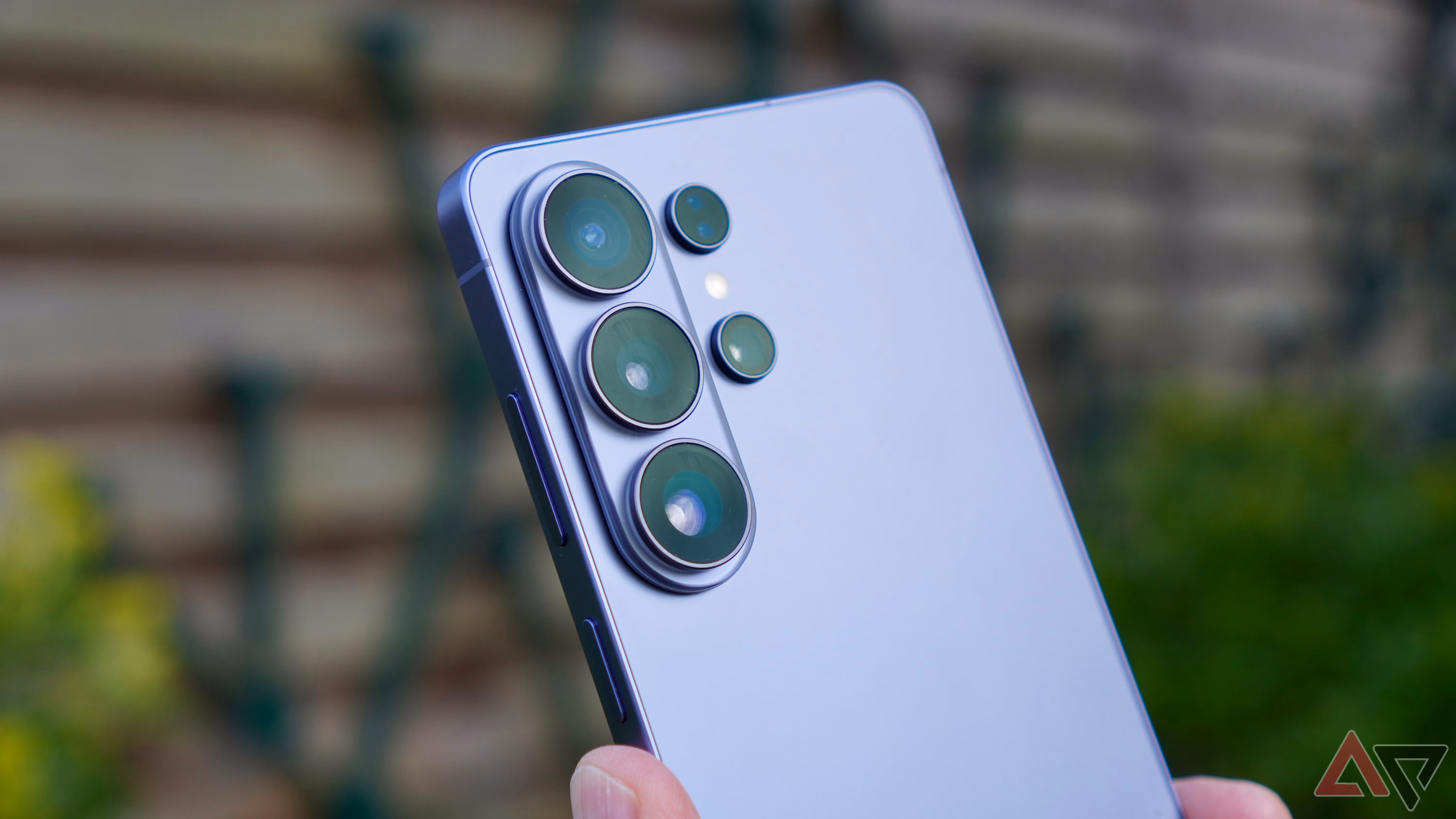 يمكن الآن لجهاز Galaxy S26 أن يعمل ككاميرا ويب لجهاز الكمبيوتر الخاص بك