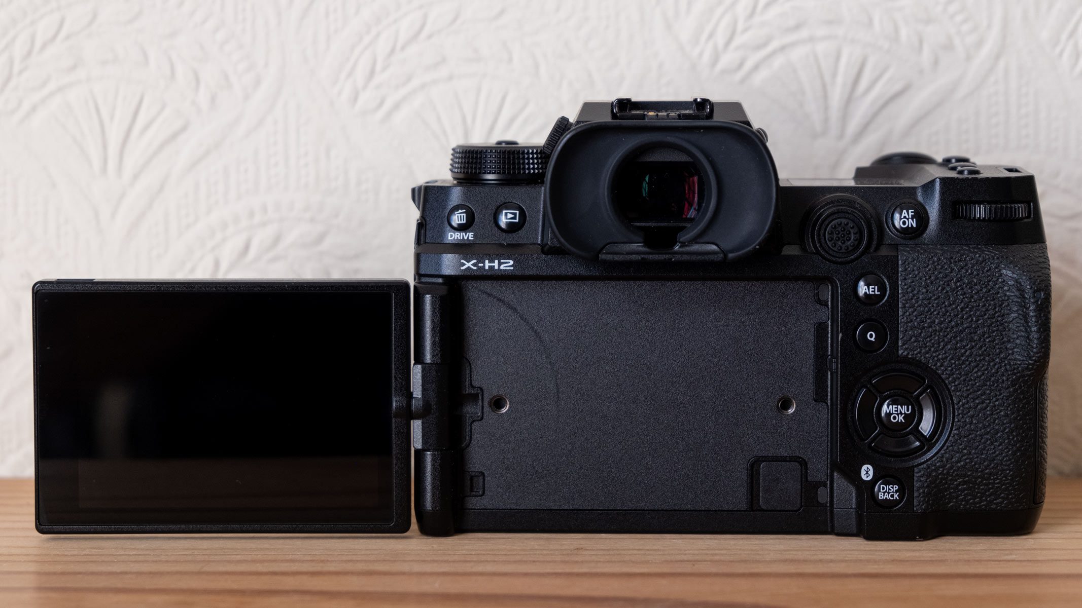 Our review of the Fujifilm X H2