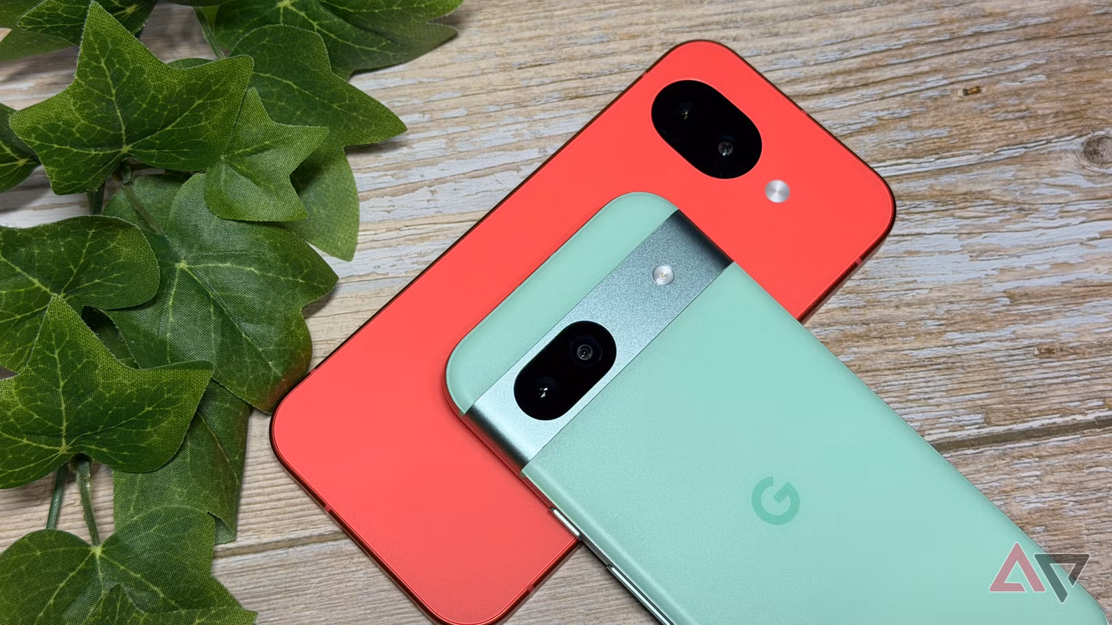 صورة توضيحية - لقد استخدمت Pixel 10a وPixel 8a ولم تكن الإجابة كما توقعت