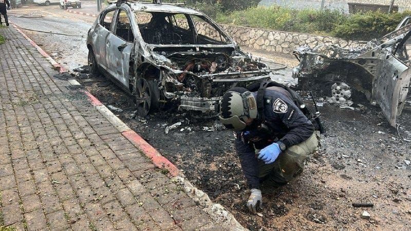 مقتل مستوطن واحتراق آليات في مسكاف عام بفعل صواريخ من لبنان